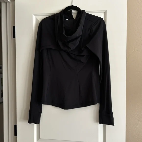 Lululemon Define hooded jacket - Picture 5 of 7